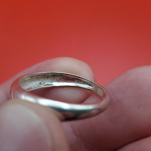 Size 8 925 Sterling Silver Mom Ring - Picture 4 of 7